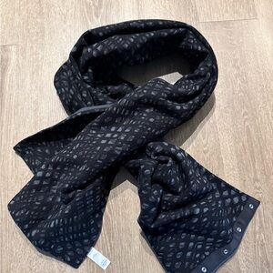 lululemon athletica Black Patterned Scarf